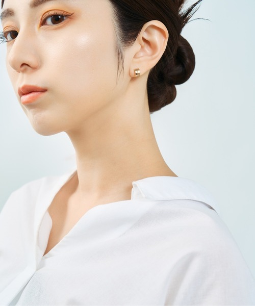 Jewel closet by L&Co.(ジュエルクローゼットバイエルアンドコー)の「K10 ピアス(ピアス(両耳用)・レディース・イエローゴールド・FREE)」の6枚目の写真
