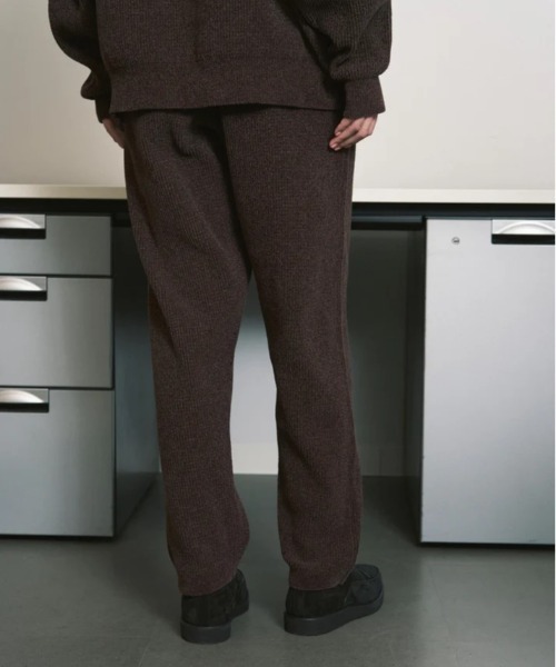 PHINGERIN（フィンガリン）の「PHINGERIN CORDY KNIT PANTS (PD-252-KNBT-101)（その他パンツ・メンズ・ブラウン・LARGE/X-LARGE/MEDIUM）」の2枚目の写真