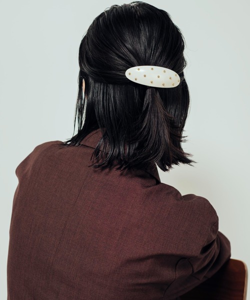 Shelly island（シェリーアイランド）の「ダエンボリュームワイドヘアクリップ（バレッタ/ヘアクリップ・レディース・ホワイト/ブラック/ブラウン・FREE）」の12枚目の写真