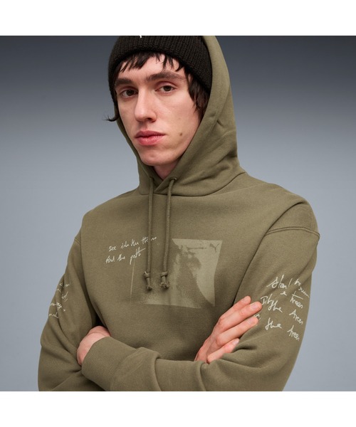 PUMA(プーマ)の「PUMA プーマ メンズ グラフィック フォレスト フーディ(パーカー・メンズ・ブラック/グリーン系その他・MEDIUM/LARGE/X-LARGE/SMALL/X-SMALL)」の7枚目の写真