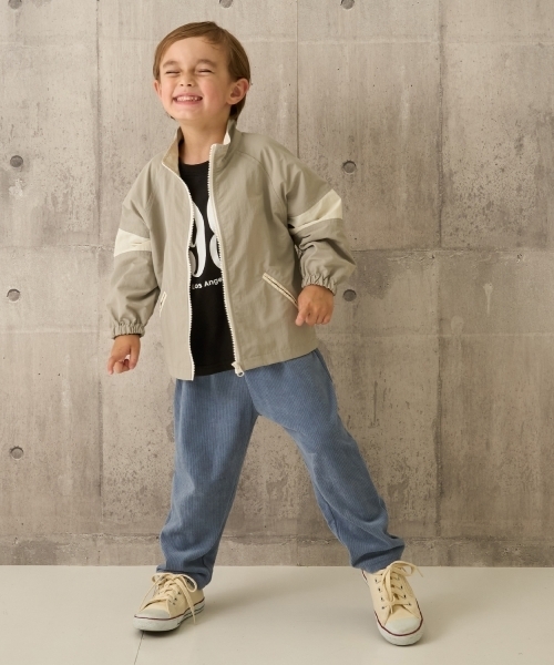 b・ROOM（ビールーム）の「ビッグシルエットバイカラーウィンドブレーカー（ブルゾン・キッズ・ブラック/モスグリーン/グレイッシュベージュ・100cm/120cm/110cm/150cm/130cm/140cm）」の15枚目の写真