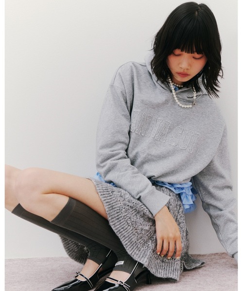 【LILY BROWN ×ANNA SUI】ロゴフーディー PNK LILY BROWN（リリーブラウン）の「【LILY BROWN ×ANNA SUI】ロゴ