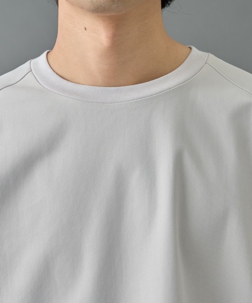 COLONY 2139（コロニートゥーワンスリーナイン）の「グリッドストレッチプルオーバー（Tシャツ/カットソー・メンズ・チャコールグレー/ブラック/ライトグレー・MEDIUM/LARGE）」の11枚目の写真