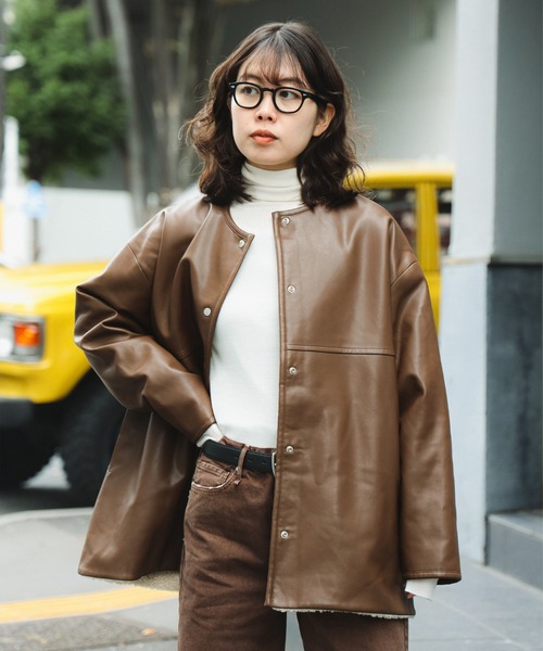 B:MING by BEAMS(ビーミングバイビームス)の「フェイク レザー × ボア リバーシブル ブルゾン(ブルゾン・レディース・ブラック/ブラウン・SMALL/MEDIUM)」の4枚目の写真