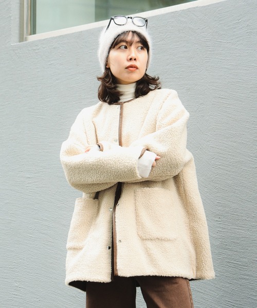 B:MING by BEAMS(ビーミングバイビームス)の「フェイク レザー × ボア リバーシブル ブルゾン(ブルゾン・レディース・ブラック/ブラウン・SMALL/MEDIUM)」の8枚目の写真