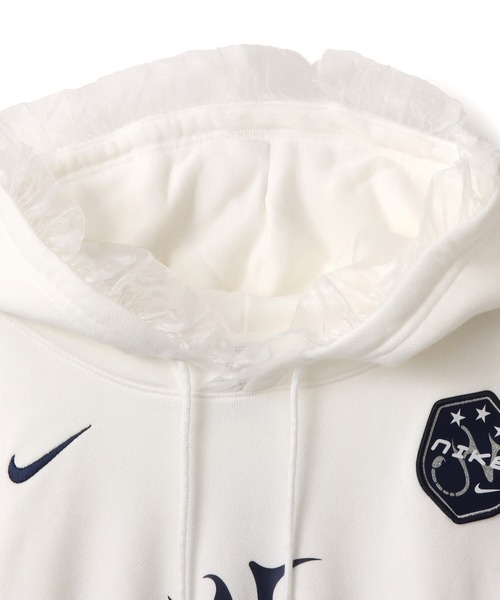 NIKE(ナイキ)の「NIKE AS W NSW OS FLC CROP PO HDY GC / ナイキ ウィメンズ NSW OS クロップ フリース プルオーバー L/S フーディ 【SP】(パーカー・レディース・ホワイト/ネイビー・S/L/M)」の4枚目の写真