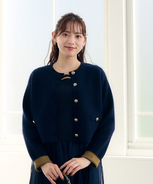12Twelve Agenda(トゥエルブ アジェンダ)の「ラクーン混袖口配色ニットジャケット(カーディガン/ボレロ・レディース・ネイビー/ピンク/アイボリー・M)」の1枚目の写真