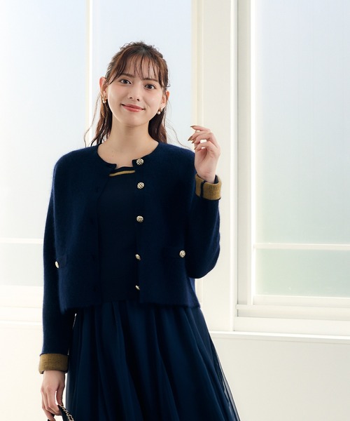 12Twelve Agenda(トゥエルブ アジェンダ)の「ラクーン混袖口配色ニットジャケット(カーディガン/ボレロ・レディース・ネイビー/ピンク/アイボリー・M)」の15枚目の写真