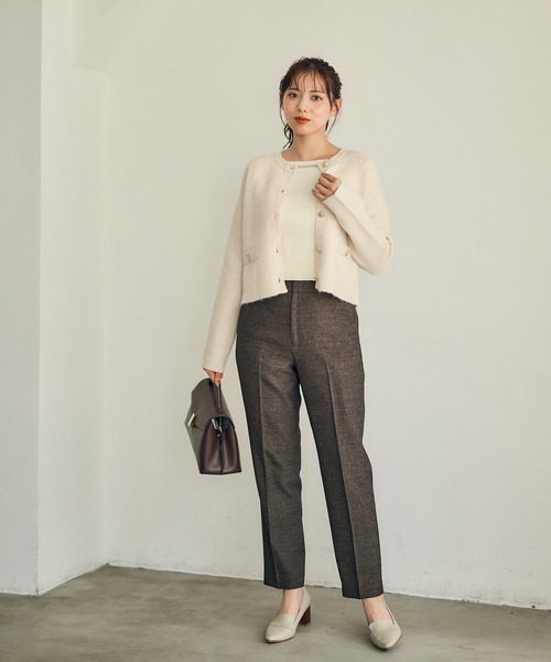 12Twelve Agenda(トゥエルブ アジェンダ)の「ラクーン混袖口配色ニットジャケット(カーディガン/ボレロ・レディース・ネイビー/ピンク/アイボリー・M)」の13枚目の写真