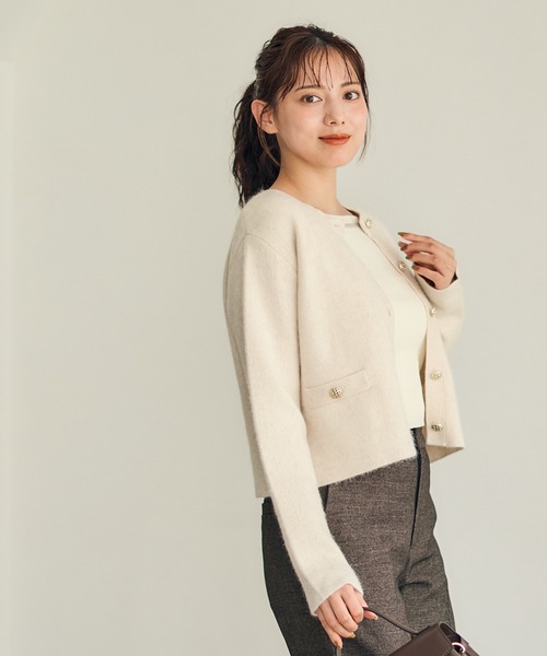 12Twelve Agenda(トゥエルブ アジェンダ)の「ラクーン混袖口配色ニットジャケット(カーディガン/ボレロ・レディース・ネイビー/ピンク/アイボリー・M)」の9枚目の写真