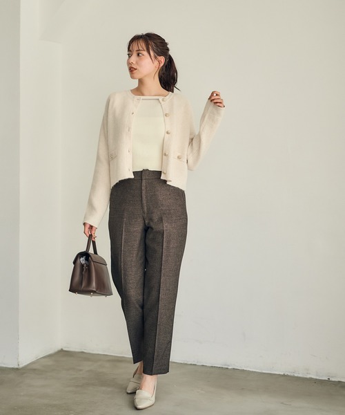 12Twelve Agenda(トゥエルブ アジェンダ)の「ラクーン混袖口配色ニットジャケット(カーディガン/ボレロ・レディース・ネイビー/ピンク/アイボリー・M)」の14枚目の写真