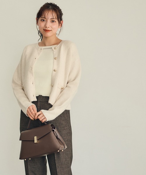 12Twelve Agenda(トゥエルブ アジェンダ)の「ラクーン混袖口配色ニットジャケット(カーディガン/ボレロ・レディース・ネイビー/ピンク/アイボリー・M)」の6枚目の写真