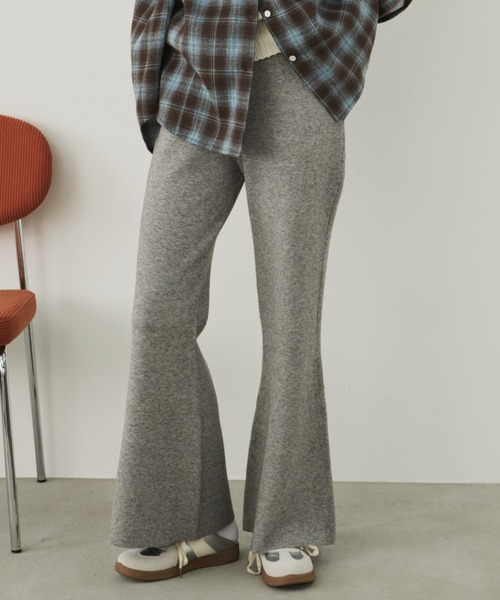 Unitage(ユニテージ)の「ニットフレアパンツ(その他パンツ・レディース・グレー/ブラック・FREE)」の6枚目の写真