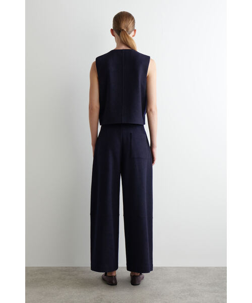 ボイルドウールバレルレッグパンツ（その他パンツ）｜COS（コス）の