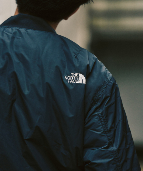 THE NORTH FACE(ザノースフェイス)の「THE NORTH FACE / ザ ノースフェイス Insulation Bomber Jacket(その他アウター・メンズ・チャコールグレー/ブラック・SMALL/LARGE/MEDIUM)」の22枚目の写真