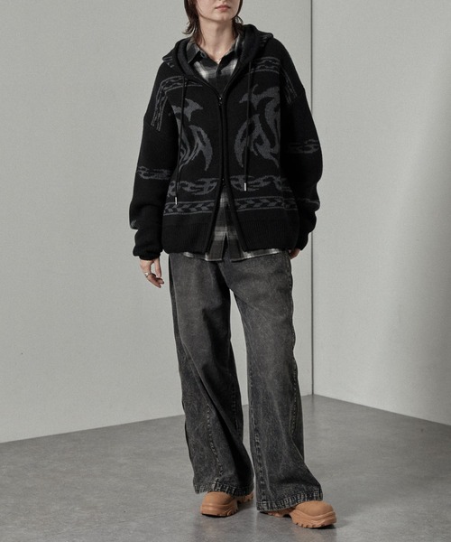 Alfred Alex（アルフレッドアレックス）の「【Alfred Alex】トライバル ローゲージ オーバーサイズ ジップアップ カウチンニットパーカー（パーカー・メンズ・グレー/ワイン/ブラック・L/M）」の5枚目の写真