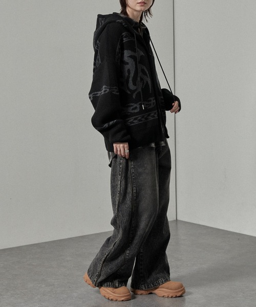 Alfred Alex（アルフレッドアレックス）の「【Alfred Alex】トライバル ローゲージ オーバーサイズ ジップアップ カウチンニットパーカー（パーカー・メンズ・グレー/ワイン/ブラック・L/M）」の7枚目の写真