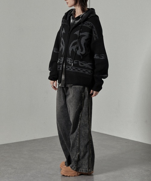 Alfred Alex（アルフレッドアレックス）の「【Alfred Alex】トライバル ローゲージ オーバーサイズ ジップアップ カウチンニットパーカー（パーカー・メンズ・グレー/ワイン/ブラック・L/M）」の8枚目の写真