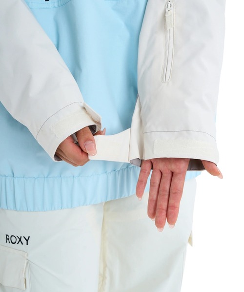 ROXY(ロキシー)の「ALPHA ANORAK JK/ロキシースキースノーボードウェア(アノラックジャケット)(マウンテンパーカー・レディース・ブラック/ライラック/ブラック系その他/レッド・MEDIUM/LARGE)」の11枚目の写真