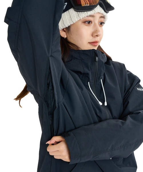 ROXY(ロキシー)の「ALPHA ANORAK JK/ロキシースキースノーボードウェア(アノラックジャケット)(マウンテンパーカー・レディース・ブラック/ライラック/ブラック系その他/レッド・MEDIUM/LARGE)」の22枚目の写真