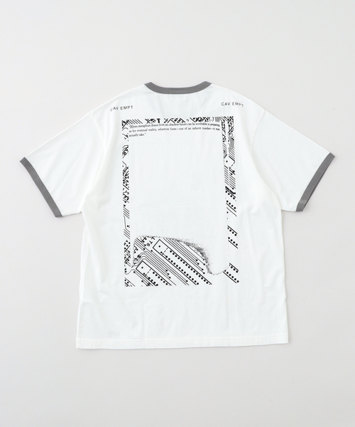 C.E(シーイー)の「C.E / シーイー cavempt MD GRAVITATIONAL RINGER T(Tシャツ/カットソー・メンズ・ホワイト・LARGE/MEDIUM)」の2枚目の写真