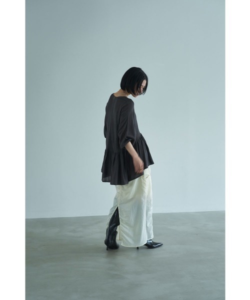 marjour（マージュール）の「PEPLUM SHEER KNIT（ニット/セーター・レディース・チャコールグレー・M）」の10枚目の写真