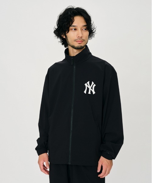 Right-on(ライトオン)の「MLB(エムエルビー)【メンズ】ナイロンブルゾン(ブルゾン・メンズ・ブラウン/ブラック/ネイビー・M/XL/L)」の10枚目の写真