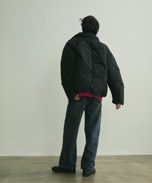 BLANK HOTEL(ブランクホテル)の「Rivet & Tuck Design Down Jacket / リベットタックデザインダウンジャケット(ダウンジャケット/コート・メンズ・ブラック・L/M)」の18枚目の写真