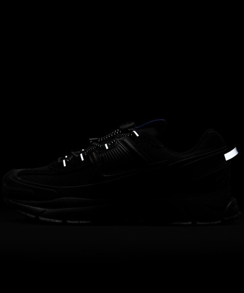 セール】NIKE Zoom Vomero Roam（ナイキ ウィメンズ ズーム ボメロ