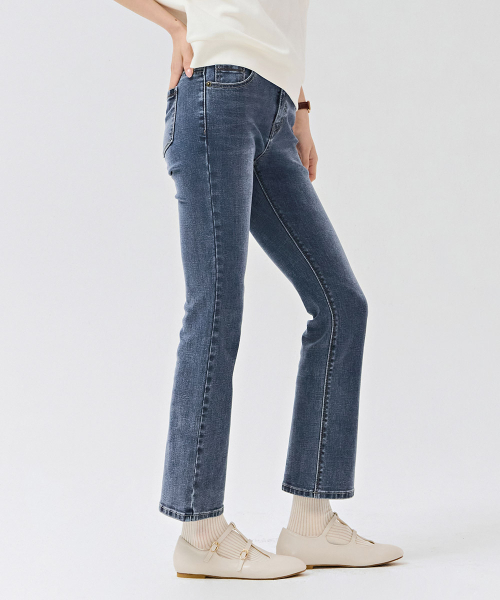 CHASECULT（チェイスカルト）の「レディースヒドゥンバンディングブーツカットデニムパンツ-DERG2362B0N（デニムパンツ・レディース・ブルー・70/76/74/67）」の5枚目の写真