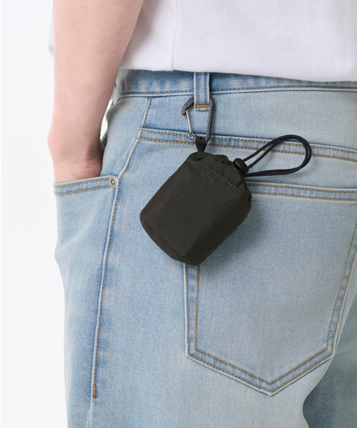 MUSINSA STANDARD（ムシンサスタンダード）の「クリンクルマイクロパッカブルショルダーバッグ [ブラウン]（ショルダーバッグ・レディース・その他・FREE）」の5枚目の写真