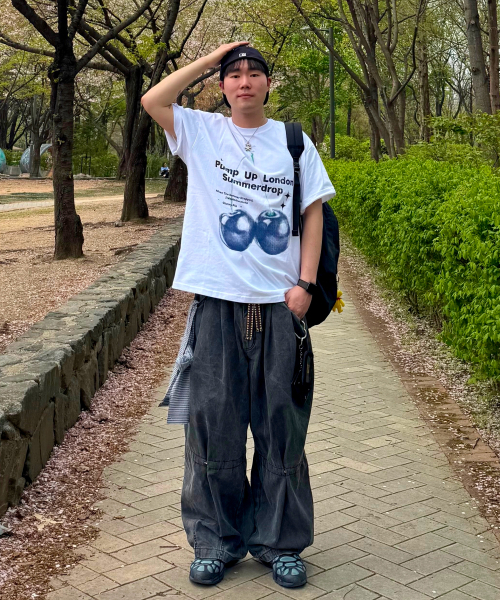 Verdnt（バーダント）の「ブルーチェリー半袖Tシャツ[ホワイト]（Tシャツ/カットソー・レディース・ホワイト・LARGE/X-SMALL/SMALL/MEDIUM）」の8枚目の写真