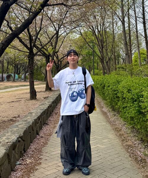 Verdnt（バーダント）の「ブルーチェリー半袖Tシャツ[ホワイト]（Tシャツ/カットソー・レディース・ホワイト・LARGE/X-SMALL/SMALL/MEDIUM）」の9枚目の写真