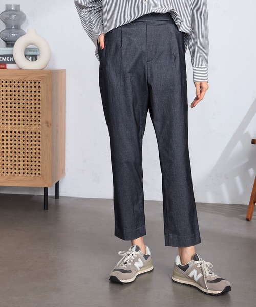 GALLORIA(ギャローリア)の「起毛タックテーパードパンツ(その他パンツ・レディース・ブラック/ネイビー・L/LL/M/S)」の8枚目の写真