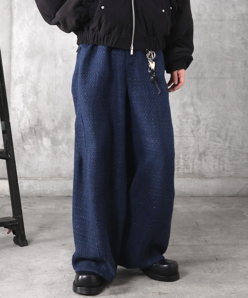 Confirm（コンファーム）の「ツイード バレルレッグ 3Dパンツ メンズ レディース ユニセックス（スラックス・メンズ・ネイビー/ブラック・S/M/L）」の2枚目の写真