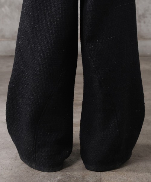 Confirm（コンファーム）の「ツイード バレルレッグ 3Dパンツ メンズ レディース ユニセックス（スラックス・メンズ・ネイビー/ブラック・S/M/L）」の20枚目の写真