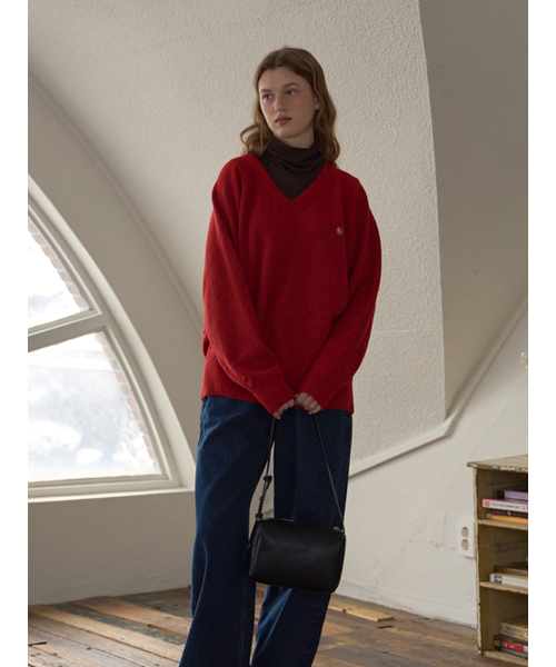 ANOETIC(アノエティック)の「SOFT V-NECK PULLOVER_RED(ニット/セーター・レディース・レッド・FREE)」の3枚目の写真