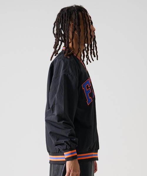 FUBU( フブ)の「FUBU フブ ブランド Nylon Pullover / ナイロン プルオーバー(スウェット・メンズ・ブラック/ブラウン・M/L/XXL/XL)」の10枚目の写真