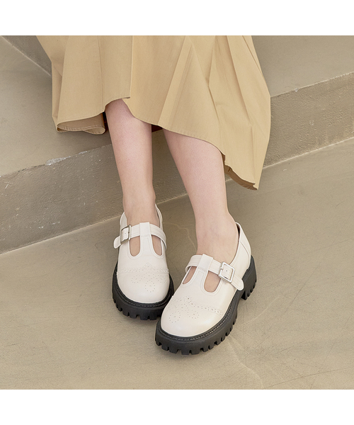 SHOEHI（シューハイ）の「アデラベルトローファー(2Colors)_L2402（ローファー・レディース・ブラック/アイボリー・22.5cm/23cm/23.5cm/24cm/24.5cm/25cm）」の2枚目の写真