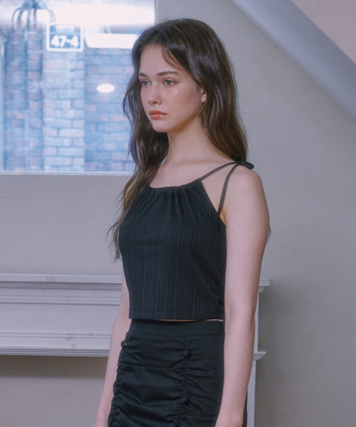 LULUCHOU(ルルシュ)の「Ribbon Halterneck Top - BLACK(Tシャツ/カットソー・レディース・ブラック・FREE)」の4枚目の写真