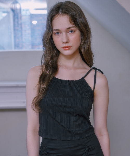 LULUCHOU(ルルシュ)の「Ribbon Halterneck Top - BLACK(Tシャツ/カットソー・レディース・ブラック・FREE)」の3枚目の写真