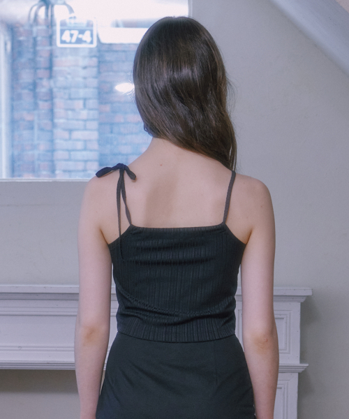 LULUCHOU(ルルシュ)の「Ribbon Halterneck Top - BLACK(Tシャツ/カットソー・レディース・ブラック・FREE)」の2枚目の写真