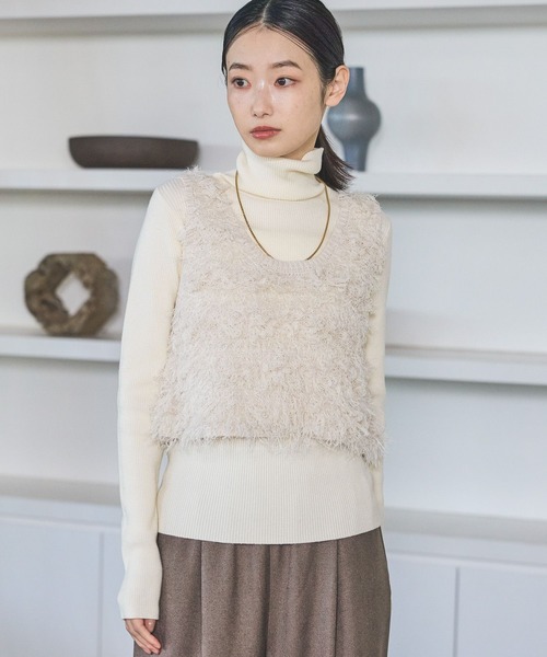 LAKOLE（ラコレ）の「フリンジシャギーベスト / 634875（ベスト・レディース・アイボリー/ブラック/グリーン・FREE）」の7枚目の写真