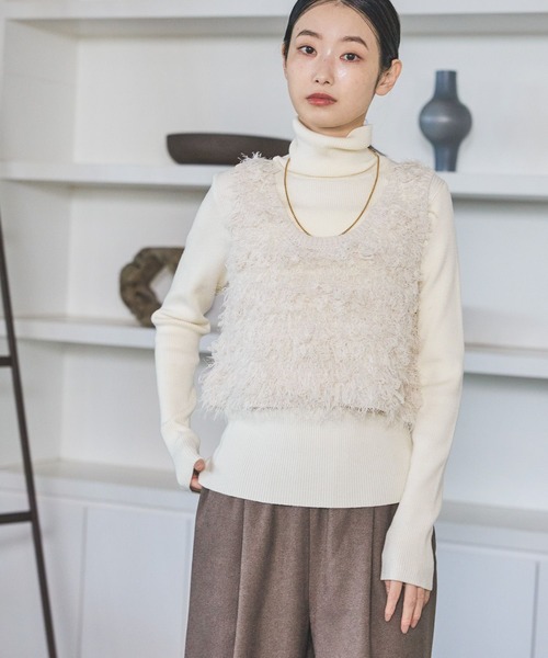 LAKOLE（ラコレ）の「フリンジシャギーベスト / 634875（ベスト・レディース・アイボリー/ブラック/グリーン・FREE）」の8枚目の写真