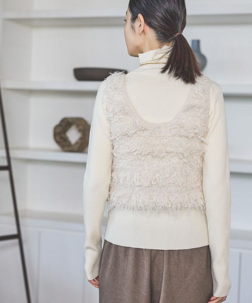 LAKOLE（ラコレ）の「フリンジシャギーベスト / 634875（ベスト・レディース・アイボリー/ブラック/グリーン・FREE）」の15枚目の写真