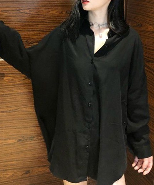 Flugge（フラッジー）の「オーバーサイズ長袖シャツ（シャツ/ブラウス・レディース・ブラック・LARGE/MEDIUM）」の2枚目の写真