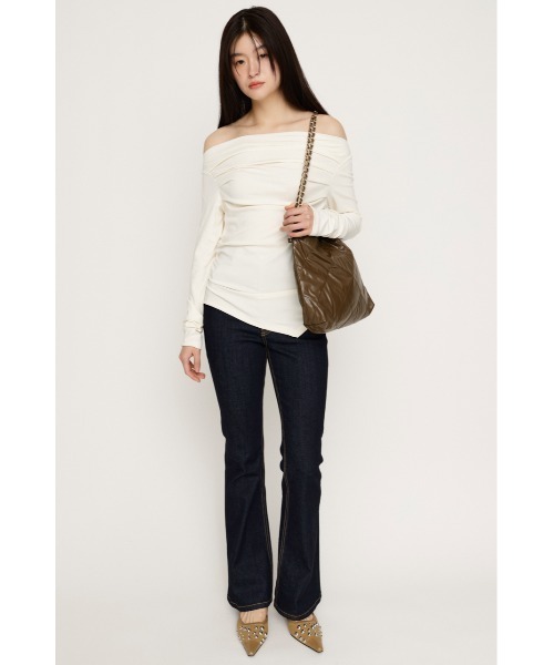 SLY（スライ）の「【2026SS新作】OFF SHOULDER TUCK TOPS オフショルダー タック トップス 春服（Tシャツ/カットソー・レディース・オフホワイト/杢グレー/ブラウン/ピンク/ブラック・FREE）」の8枚目の写真