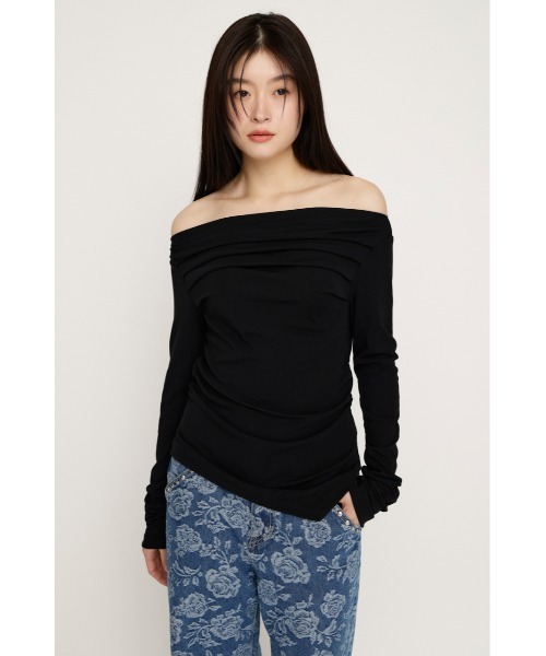 SLY（スライ）の「【2026SS新作】OFF SHOULDER TUCK TOPS オフショルダー タック トップス 春服（Tシャツ/カットソー・レディース・オフホワイト/杢グレー/ブラウン/ピンク/ブラック・FREE）」の21枚目の写真