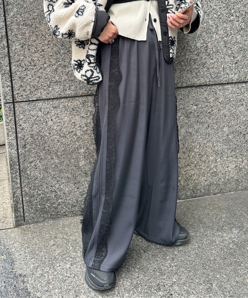 PILIT(ピリット)の「ピンタックレース付きパンツ(その他パンツ・レディース・チャコールグレー/ブラック・MEDIUM)」の12枚目の写真