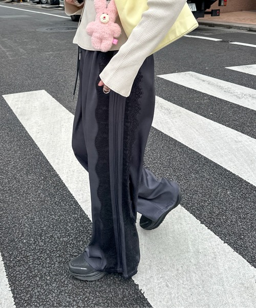 PILIT(ピリット)の「ピンタックレース付きパンツ(その他パンツ・レディース・チャコールグレー/ブラック・MEDIUM)」の8枚目の写真